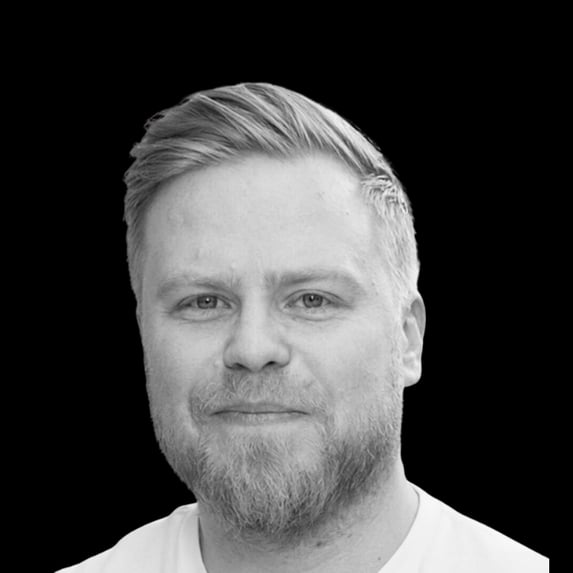 Henri_Hemminki_black_background